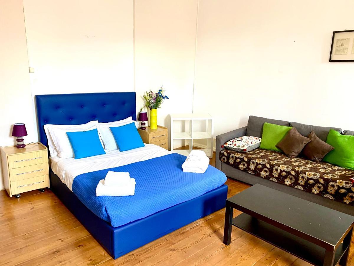 Classic Chiado 1 - Central Guest House Room With Shared Bathroom Lisboa Eksteriør bilde