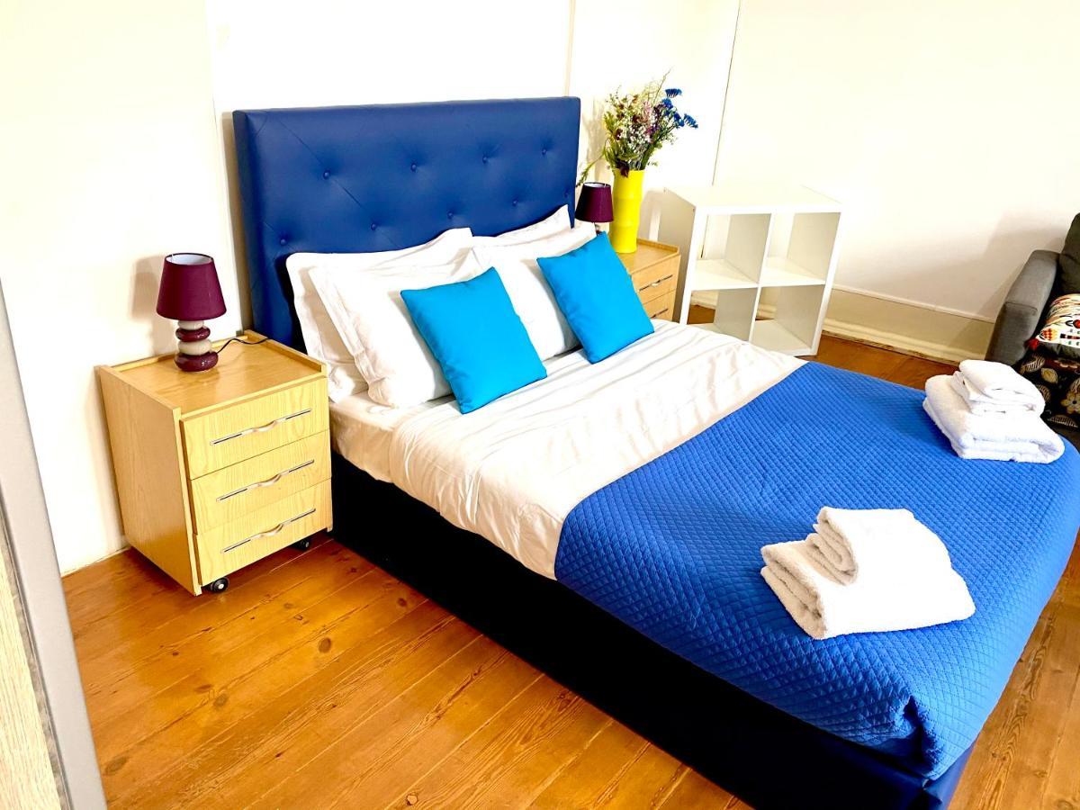 Classic Chiado 1 - Central Guest House Room With Shared Bathroom Lisboa Eksteriør bilde