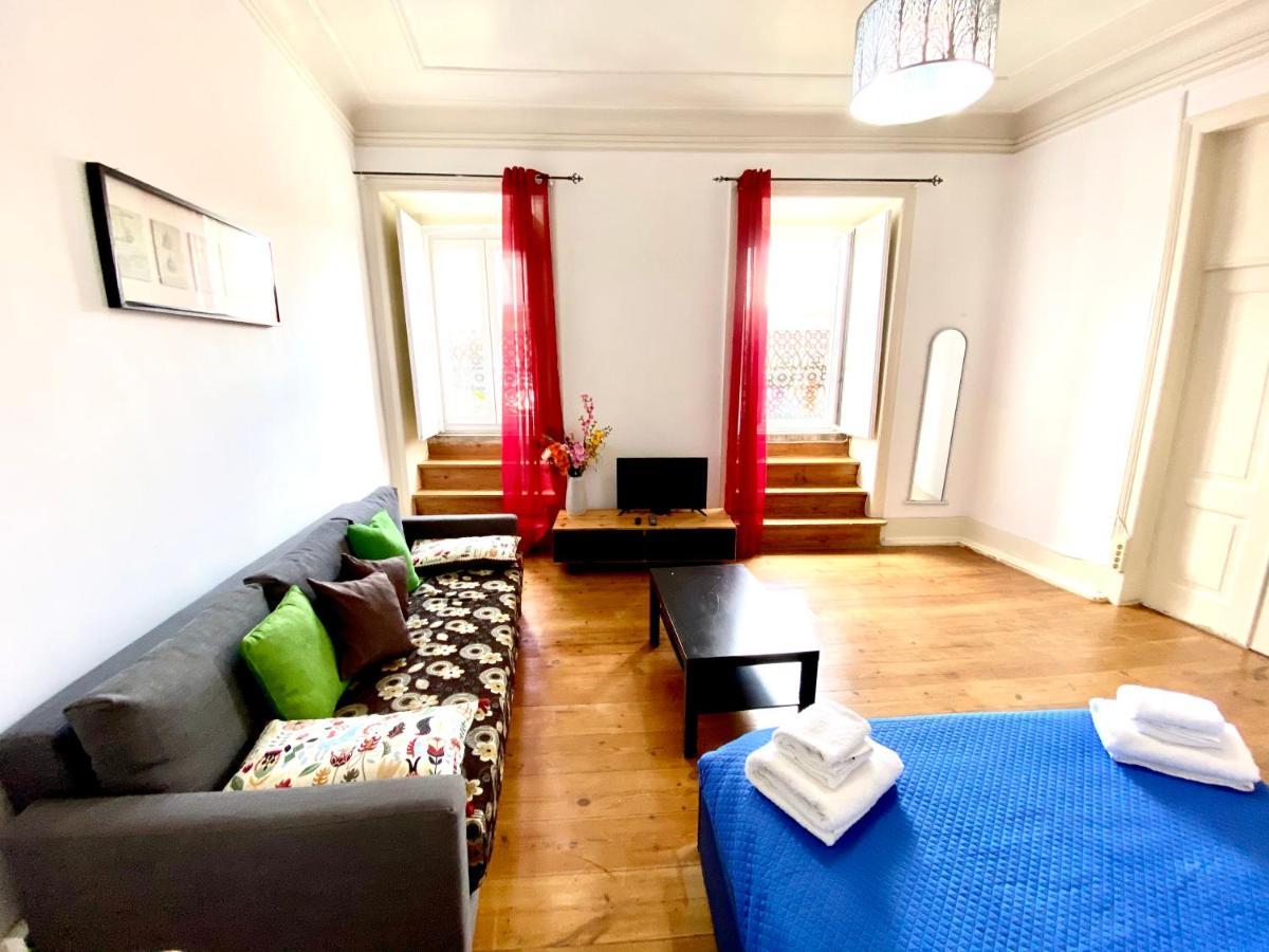 Classic Chiado 1 - Central Guest House Room With Shared Bathroom Lisboa Eksteriør bilde